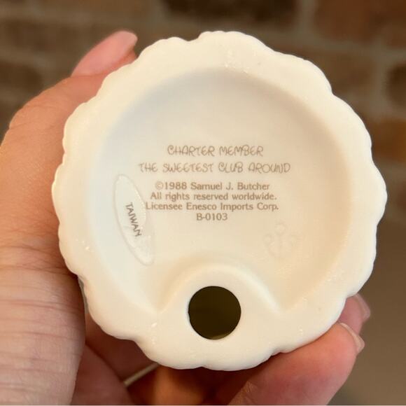 Precious Moments The Sweetest Club Around Boy Popping out of Cake 1988 in box - Picture 6 of 6